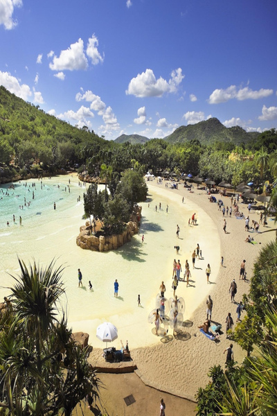 beach_resort_400x600_170kb