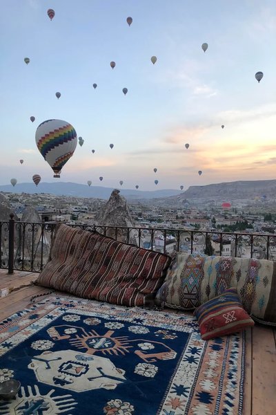 cappadocia_view_400x600_180kb